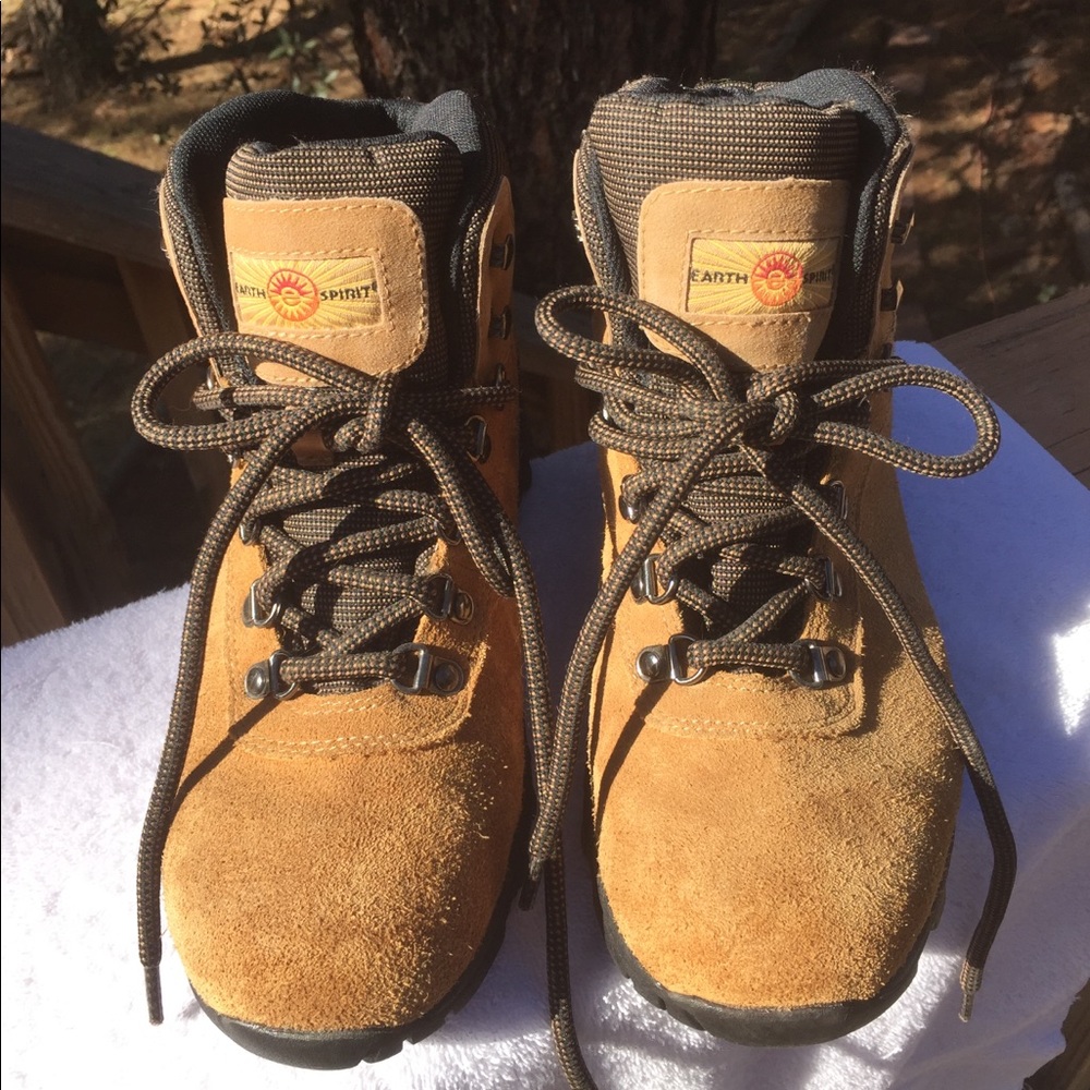 Earth Spirit Boots